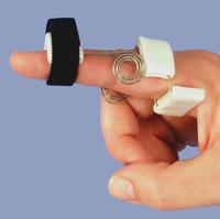 CAPNER TYPE DESIGN Dynamic extension while allowing active flexion. Joint contractures that are elastic. 